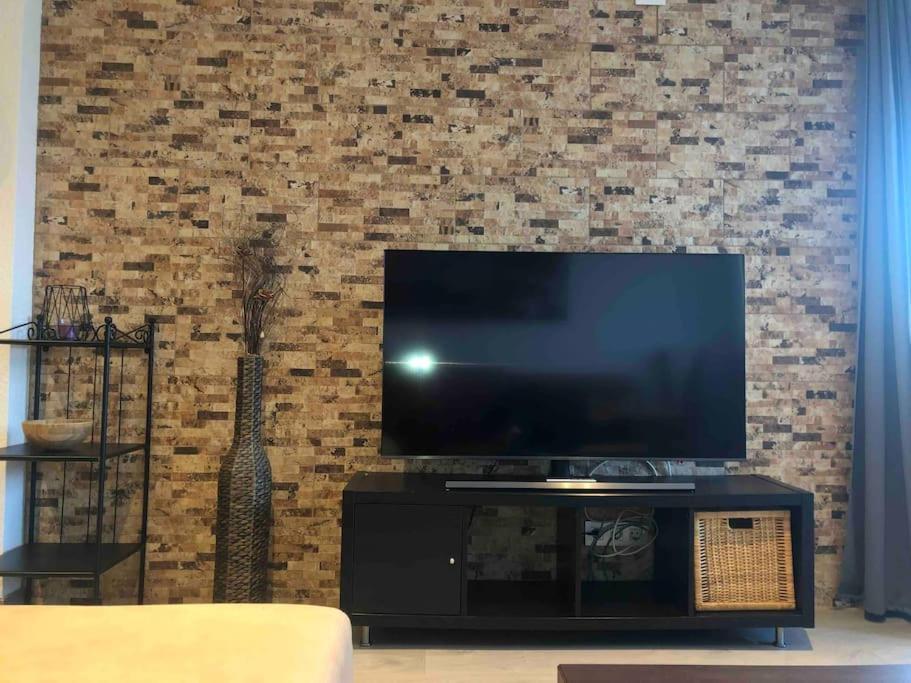 70 Sqm Apartment With Seaview In Arenales Del Sol. Exterior foto